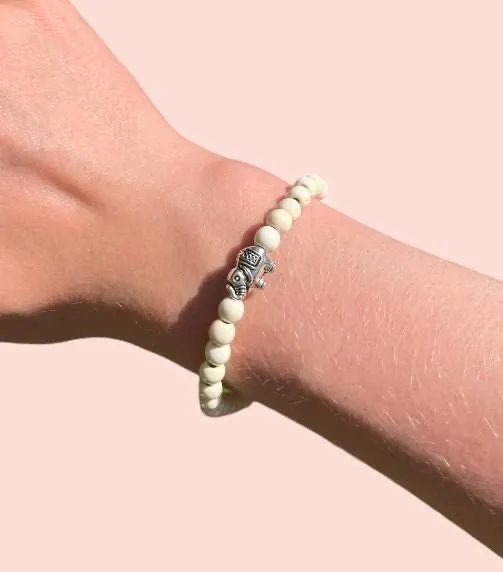 Cream & beige marble elephant charm bracelet with inspirational courage/ strength/ bravery quote card!